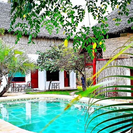 Diani Hostel Diani Beach Ngoại thất bức ảnh