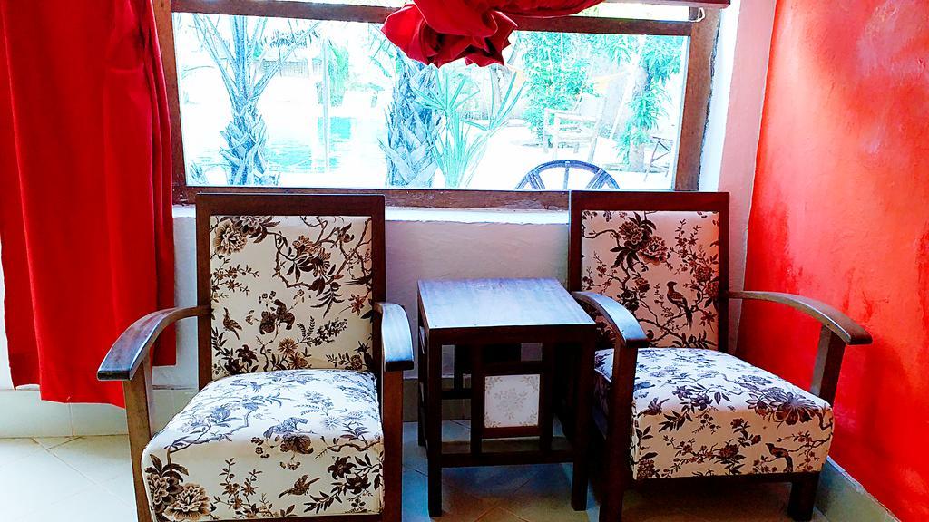 Diani Hostel Diani Beach Ngoại thất bức ảnh