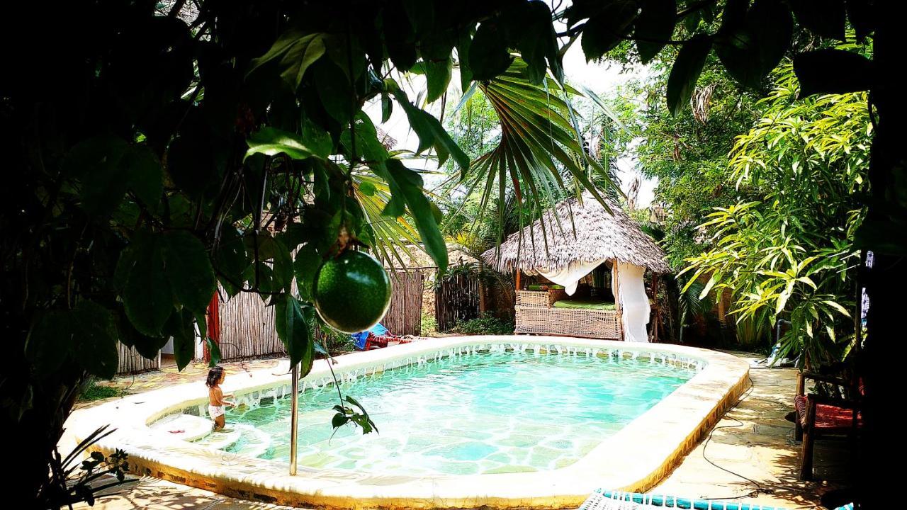 Diani Hostel Diani Beach Ngoại thất bức ảnh